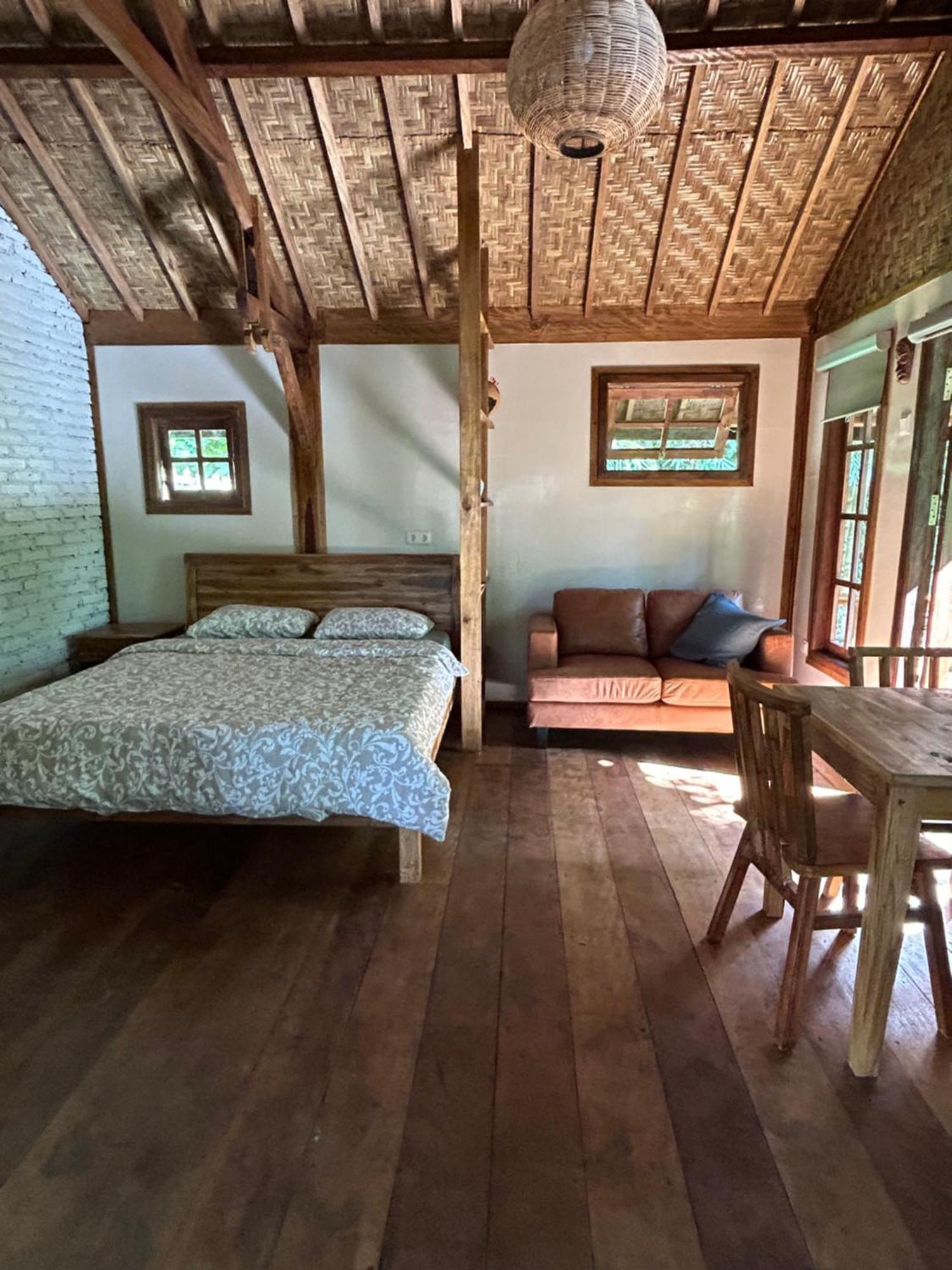 Santai House Homestay Tetebatu