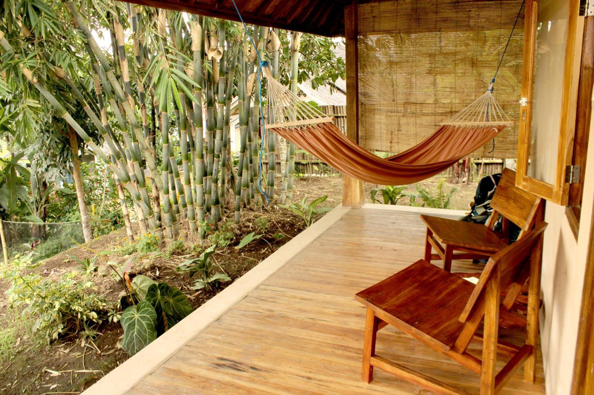 Homestay Santai House *
