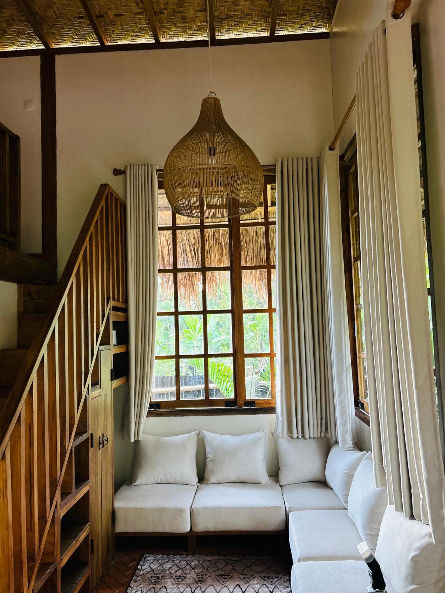 Homestay Santai House Tetebatu