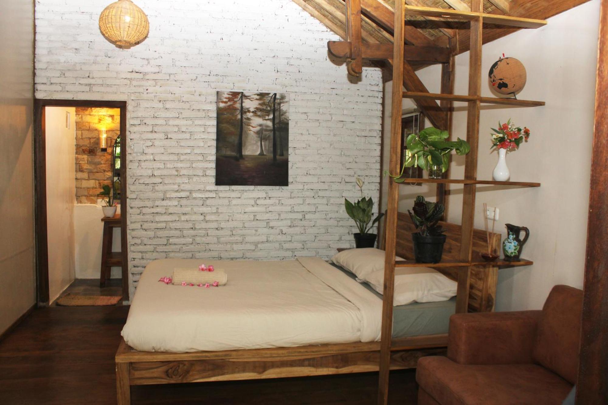 Santai House Homestay