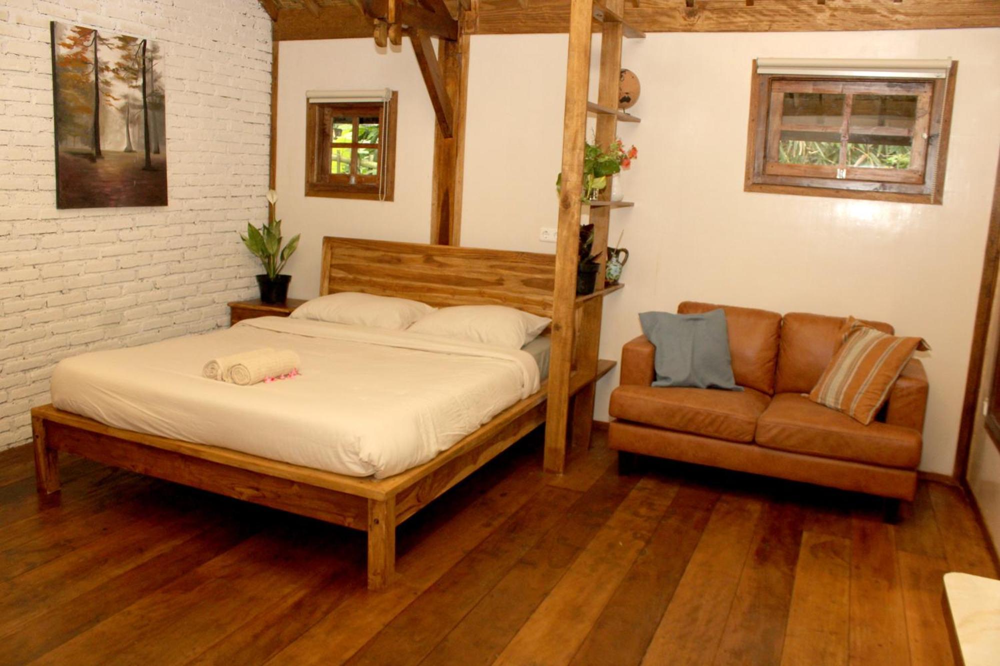 Santai House
